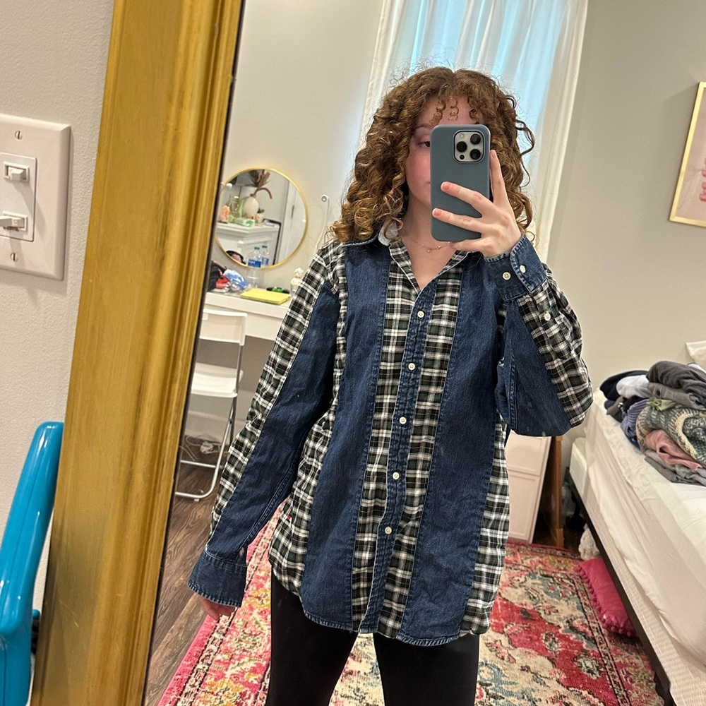 Amazing vintage Tommy Hilfiger denim top!